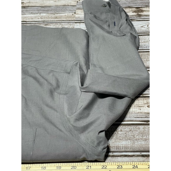 Untuckit Men’s Dress Shirt Wrinkle Free Gray‎ Medium - Picture 5 of 5